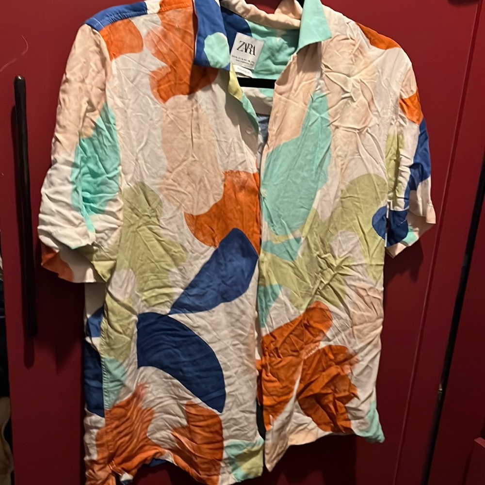 Zara shortsleeved